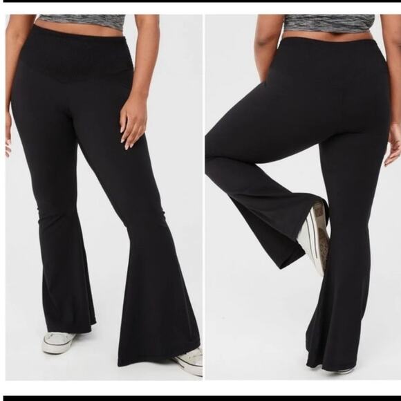 Aerie Offline real me super flare leggings SIZE XS BUNDLE OF 2 Black New - Picture 2 of 3